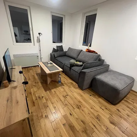 New Treska, Apartament